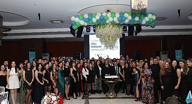 Nilüfer Halk Dansları Topluluğu'ndan 25’inci yıla özel kutlama