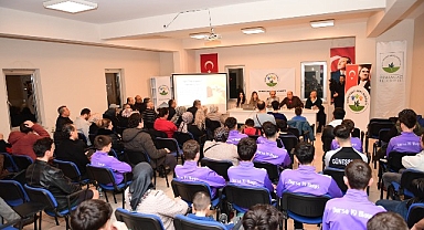 Osmangazi Belediyesi’nden Sporcu Ailelerine Yol Gösteren Panel