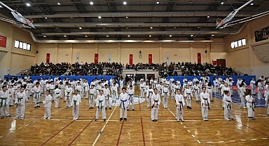 Osmangazi’de 300 Karateci Kuşak Sevinci Yaşadı
