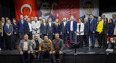 Romanların sesi Konak’tan yükseldi