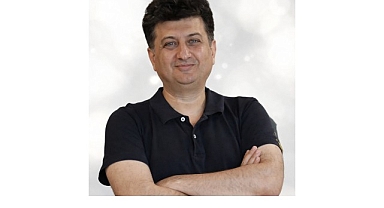 Yapay Zekâ Meslekleri Yok Etmiyor, Yeniden Şekillendiriyor