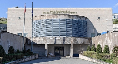 Aşık Veysel Amfi Tiyatro yeni sezona yenilenerek giriyor