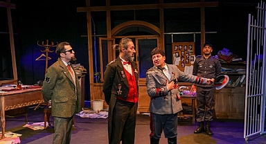 AŞT Dünya Tiyatro Günü’nü üç ayrı sahnede üç farklı oyunda kutladı