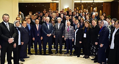 Bakan Bolat İSTAF İftarında Konuştu “Bir Sofra Binlerce Dua” Dünyaya Umut Oldu