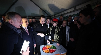 Bakan Kacır’dan Büyükşehir’e ziyaret