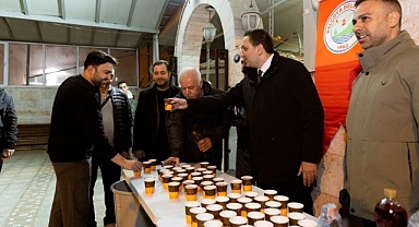 Balçova’da Kadir Gecesi’nde Dayanışma Sofrası Kuruldu