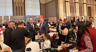 Başkan Altay “Külliye’de Ramazan” Etkinliklerinde Yer Alan Konya Bilim Merkezi Etkinlik Alanında Çocuklarla Buluştu