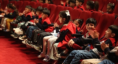 Başkan Çerçioğlu Her Yaştan Vatandaşı Dünya Tiyatro Haftası Etkinlikleri İle Buluşturdu