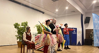 Başkan Çerçioğlu İncirliova’da Çocukları Tiyatro ile Buluşturdu