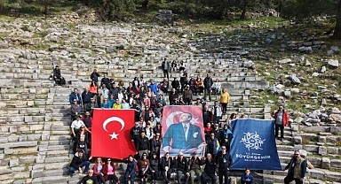 Başkan Çerçioğlu Vatandaşları Priene Antik Kenti’nde Eşsiz Trekking Etkinliği ile Buluşturdu