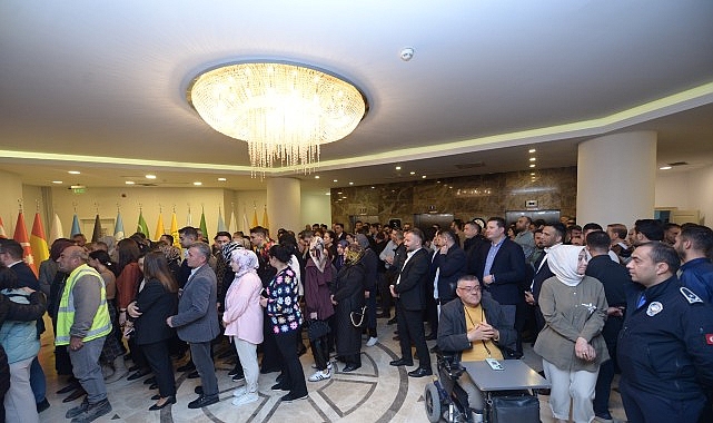 Başkan Çırpanoğlu’ndan Belediye Personeline Bayram Mesajı: 'Biz Büyük Bir Aileyiz