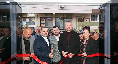 Başkan Görkem Duman, Buca Yardımlaşma Derneği ‘nin açılışını gerçekleştirdi