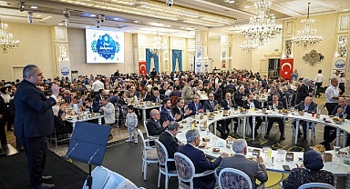 Başkan Özarslan Vakıf Dostlarıyla İftar Sofrasında Buluştu