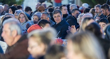 Başkan Tugay Güzelbahçelilerle iftarda buluştu