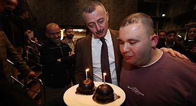 Büyükakın'dan Arif'e doğum günü sürprizi