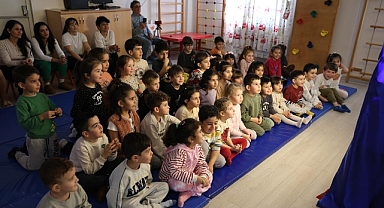 Didim Belediyesi Minikleri Hacivat ve Karagöz ile Buluşturdu