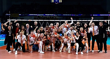 Eczacıbaşı Dynavit adını finale yazdırdı!