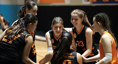 Eczacıbaşı Geleceğe Smaç Kampüsleri’nde erken kayıt dönemi başladı