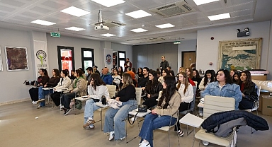 Gençler Kariyer Yolculuğu İçin Efes Tarlası Yaşam Köyü’nde Buluştu