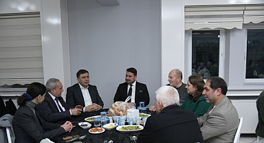 İftar Sofrasında Birlik ve Beraberlik