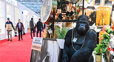 İZFURNEX 2026 - İzmir Mobilya Fuarı kapılarını açtı