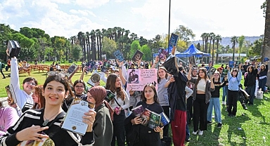 İZKİTAP – 7. İzmir Kitap Fuarı 17–26 Nisan’da Kültürpark’ta