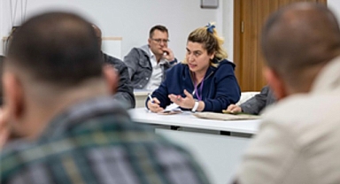 İzmir’de Romanlar için ortak akıl buluşması