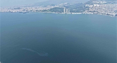İzmir Körfezi’nde yine dış kaynaklı kirlilik alarmı