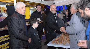 Kadir Gecesi’nde Gönüller Bir Oldu