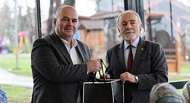 Kartepe’de Büyükler İçin Anlamlı Buluşma