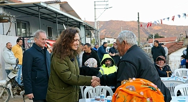 Köy meydanında Ramazan buluşması