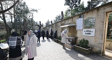 Küçükçekmeceli Kadınlar Ramazan Ayında Yuşa Tepesi’nde