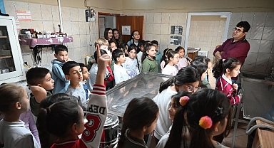 Öğrencilerden sıfır atık farkındalık ziyareti