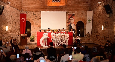 Osmangazi Belediyesi Engel Tanımayan Yüreklerle Milli Ruhu Yansıttı