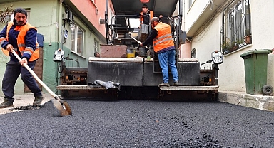 Osmangazi’de Çiftehavuzlar Mahallesi Kına Sokak’a Yeni Asfalt