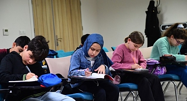 Osmangazi’de Küçük Yazarlardan Büyük Adım