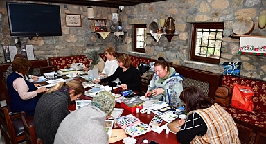 Osmangazi’de Minyatür Sanatı Kadınlarla Hayat Buluyor