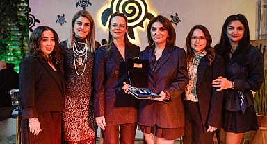 Öznur Tugay: Kadınlar için değişimi güç birliğiyle sağlayalım