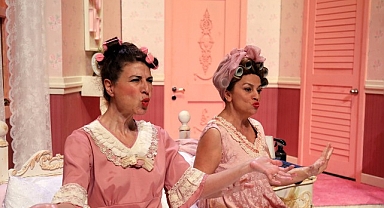 Şehrin Tiyatrosu 'Yatak Odası Komedisi' Oyunuyla Güngören’de