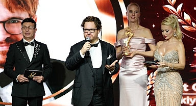 Türkiye'nin en başarılı Opera Sanatçısı: Tenor Sedat Can Öztoprak