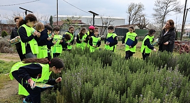 Ürünlü’de doğa sevgisi yeşeriyor