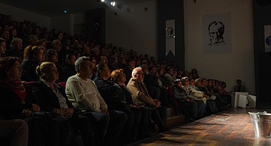 “Yaralarım Aşktandır” Didim’de Büyük İlgiyle Karşılandı