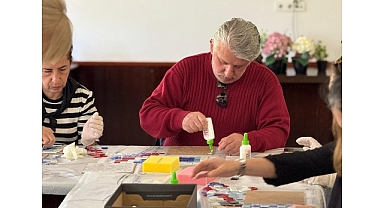 Bakırköy’de Atık Camlar Sanata Dönüştü