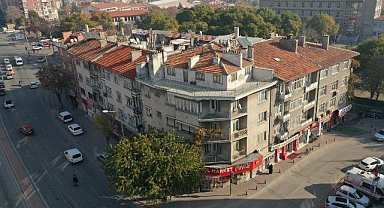 Başkan Altay Beşyol Kavşağı’nda Kamulaştırdıkları 8 Binada Yıkım Çalışmalarını Tamamladıklarını Açıkladı