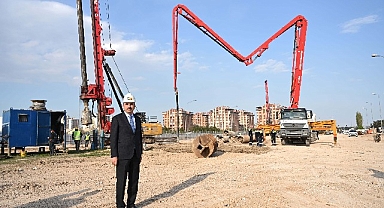 Başkan Altay: 'Otogar Kavşağı’nda Karayolunu ve Raylı Sistemi Üste Alacak Bir Köprülü Kavşak Çalışması Yürütüyoruz'