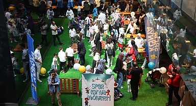 Başkan Altay tüm minik okurları ve aileleri 2. Konya Çocuk Kitap Günleri'ne davet etti