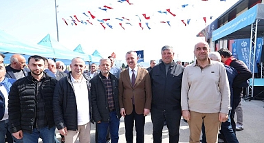 Başkan Büyükakın, 25 kırsal mahalleye yangın söndürme tankeri dağıtımında konuştu: “Afetlere müdahale hızında örnek gösteriliyoruz”