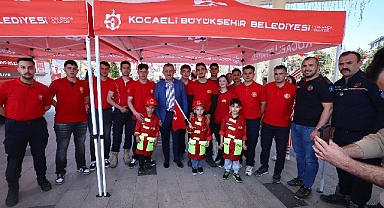 Başkan Büyükakın’a çocuklardan sevgi seli
