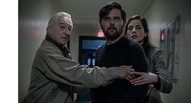 Başrollerinde Robert De Niro, Michelle Monaghan ve Adam Scott’ı buluşturan Fısıltı Adam, 28 Ağustos’ta Netflix’te.