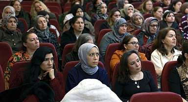 Bayraklı’da Madde Bağımlılığına Karşı Annelerle Farkındalık Eğitimi